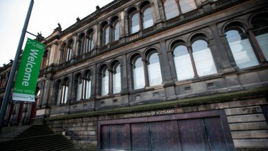 Bird fossil collection bequeathed to Scottish museum