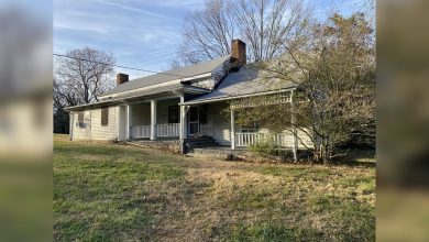 Roanoke City Council reverses rezoning decision, paving way for a coffee shop