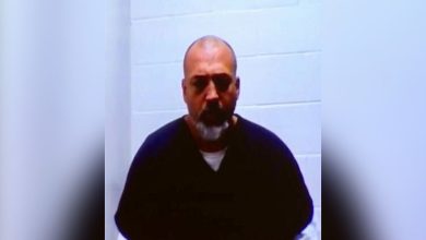 Man threatened to kill his 2-year-old daughters, then posted on social media ”I’m sending my babies to heaven” before plunging his vehicle off a cliff into the ocean; convicted