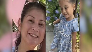 3-year-old girl dies from heatstroke after her mother, who had several empty alcohol bottles beside her, passed out in the overheated vehicle; mother arrested