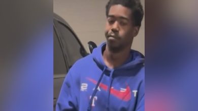 23-year-old man snuck into his ex-girlfriend’s home to surprise her with flowers only to end up shooting his ex’s new partner with whom she returned home; arrested 23-year-old man snuck into his ex-girlfriend’s home to surprise her with flowers only to end up shooting his ex’s new partner with whom she returned home; arrested