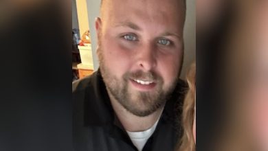 Man went to check why his soon-to-be-ex-wife canceled their New Year’s Eve plans only to catch her “in the act” with another man before shooting at her new partner 10 times, killing him; arrested Man went to check why his soon-to-be-ex-wife canceled their New Year’s Eve plans only to catch her “in the act” with another man before shooting at her new partner 10 times, killing him; arrested